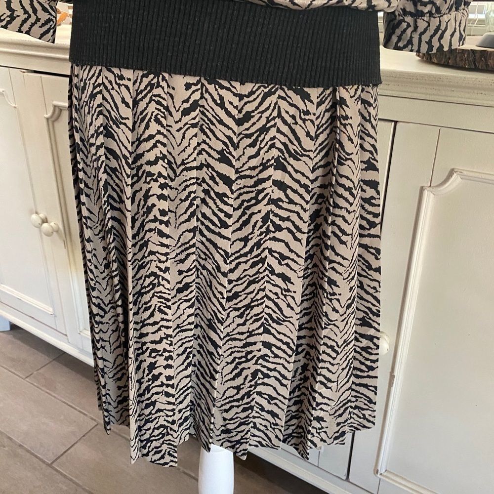 Vintage Liz Petites Inc Leopard Dress Size 8 - Picture 6 of 9